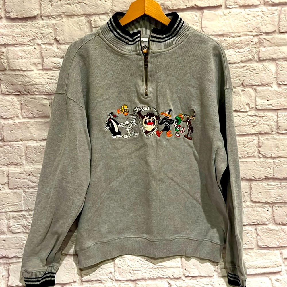 Vintage Warner brothers looney tunes embroidered sweater/sweatshirt